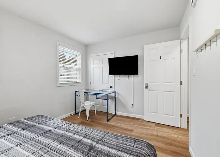 Millvale B Bright &spacious Private Bedroom With Shared Bathroom Homestay