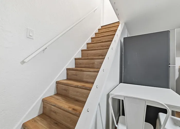 Millvale B Bright &spacious Private Bedroom With Shared Bathroom Pittsburgh